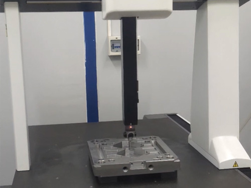 模胚框孔三次元檢測(cè)